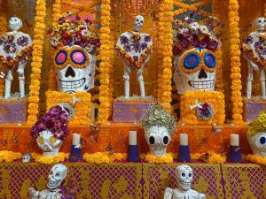 Día de Muertos – Bildungsangebot für Schulklassen im MARKK, 03.11. – 07.11.2025
